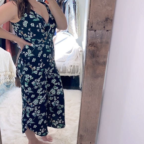 Tahari black floral pant jumpsuit; size 10 - Picture 3 of 8